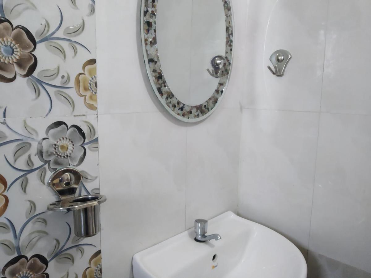 Hotel Vrundavan Pune Luaran gambar