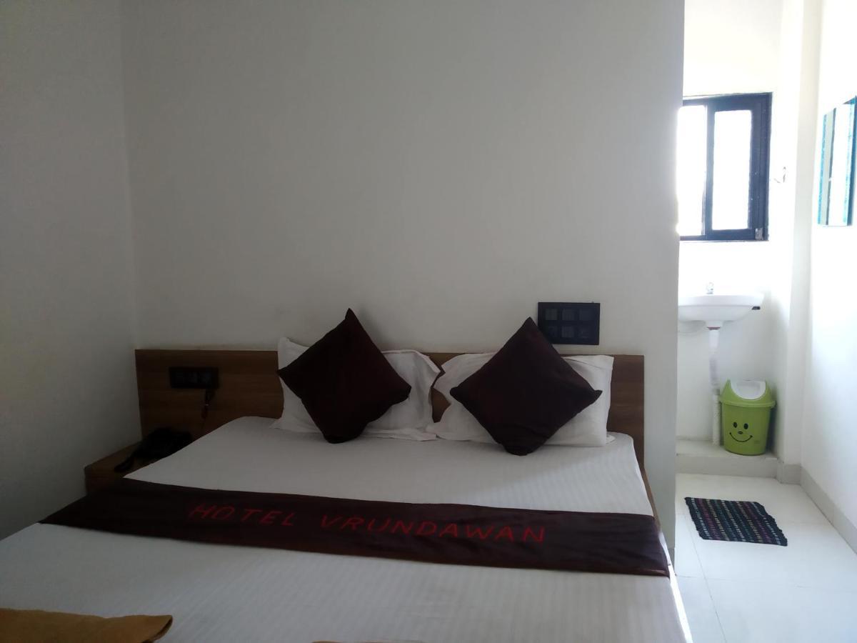 Hotel Vrundavan Pune Luaran gambar
