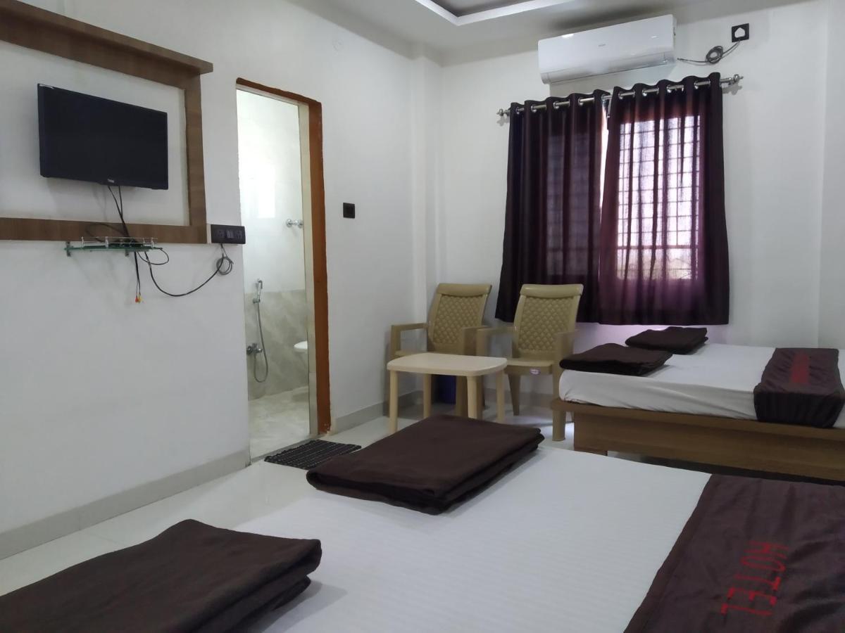 Hotel Vrundavan Pune Luaran gambar