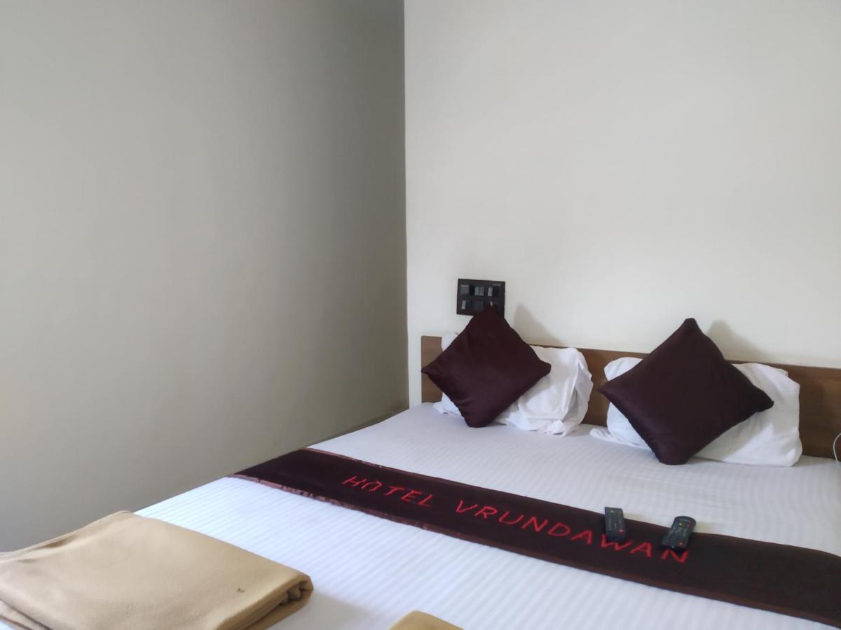 Hotel Vrundavan Pune Luaran gambar